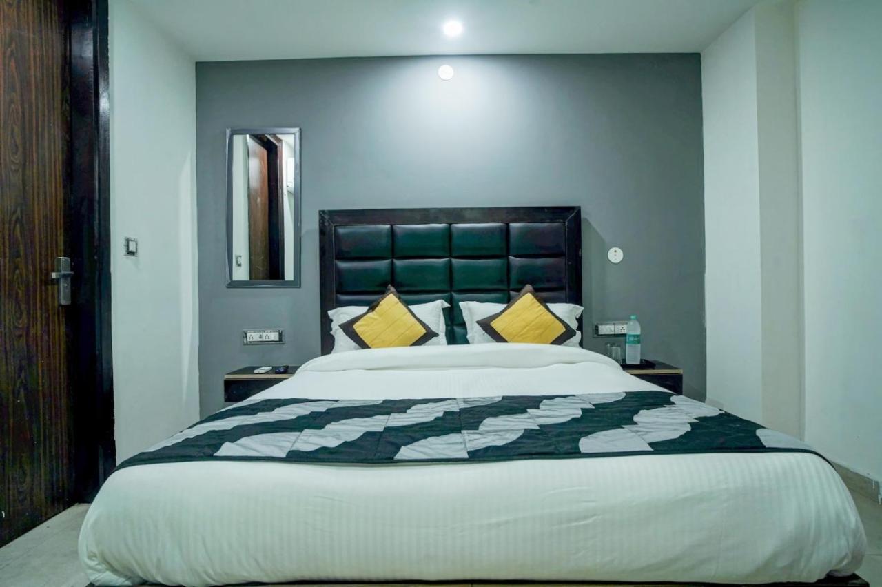 Hotel Prime Keshaw Homely In Main Road Building 4*